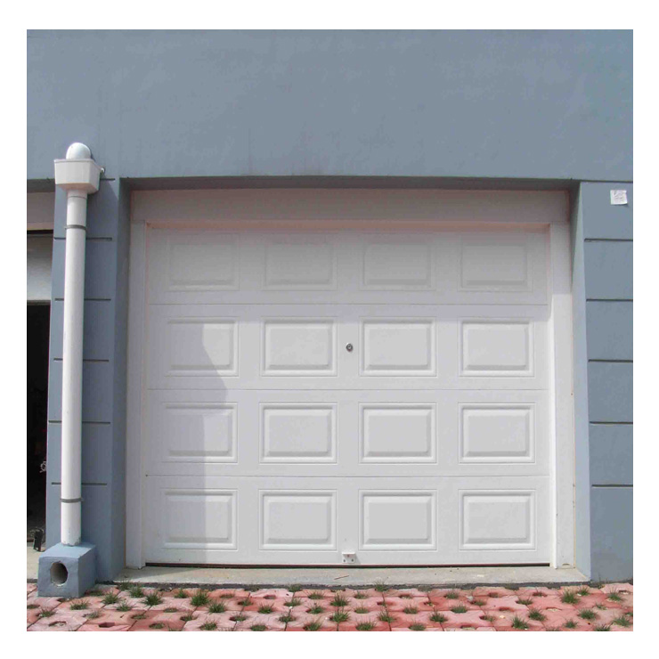Белая современная и модная декоративная дверь, гаражная дверь виллы