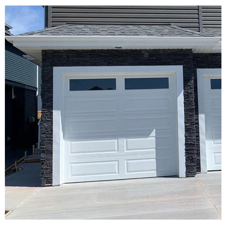 Настраиваемый оконный проем и ручная гаражная дверь с защитой от защемления