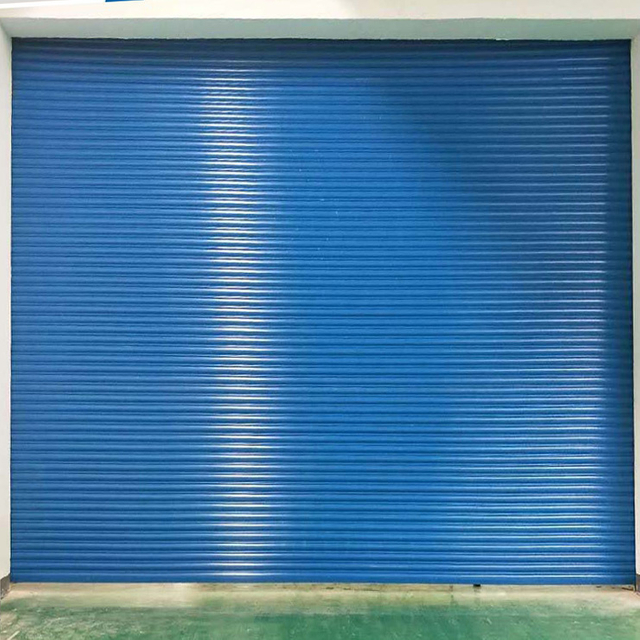 Синяя усиленная роллетная дверь в австралийском стиле